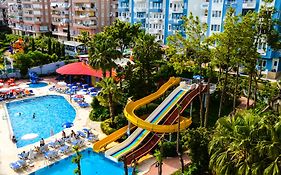 Ark Apart And Suite Hotel